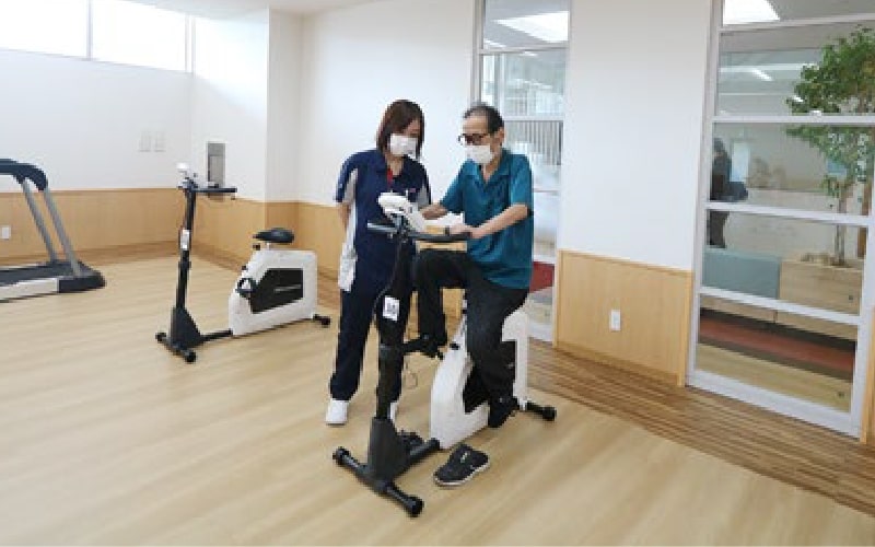 写真:LOVING ALL リハビリ用のマシン