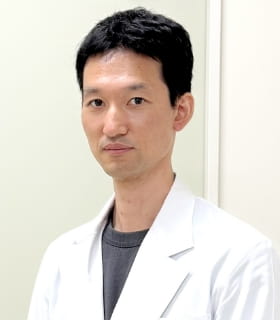 写真：塚本浩介医師